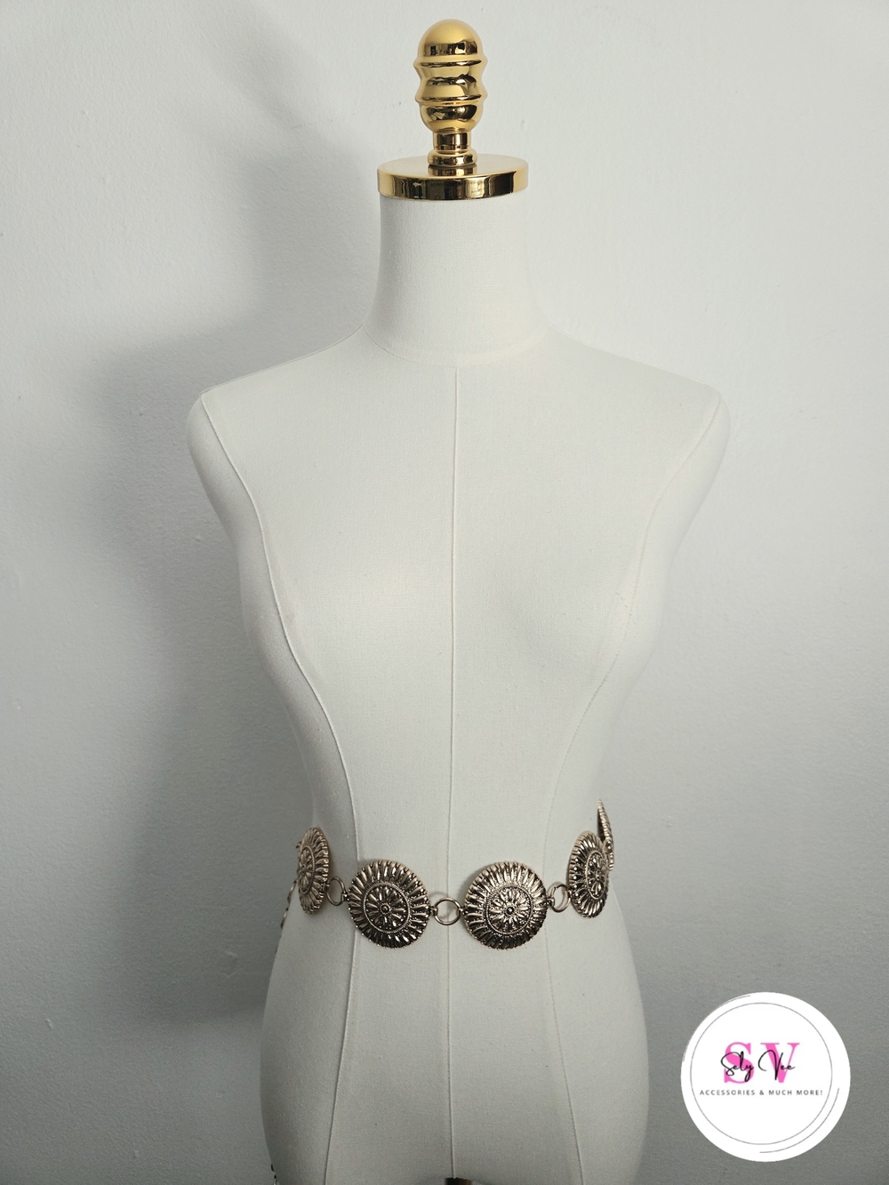 Circle gold medallion chain belt